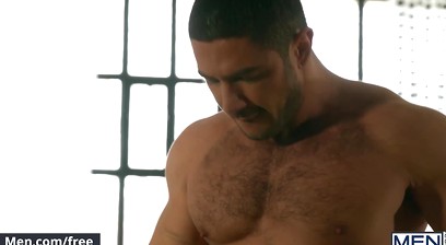 Muscular Man Satisfy his Bottom Friend's Ass Fuck needs