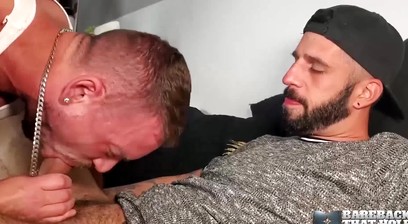 Latino Romeo Davis Barebacks Bobby 