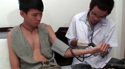 Dildoed Asian patient jizzed by medic after bareback sex