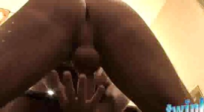 Mason Ross jerks off over himself