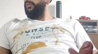 Hairy Bearded Guy Wanking to a Volcanic Climax