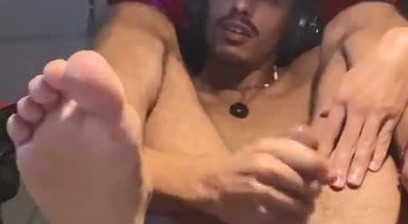 masturbating while showing his winking little ass
